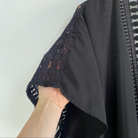 Swimsuit Coverup Hi-Low Design Black - Picture 4 of 8